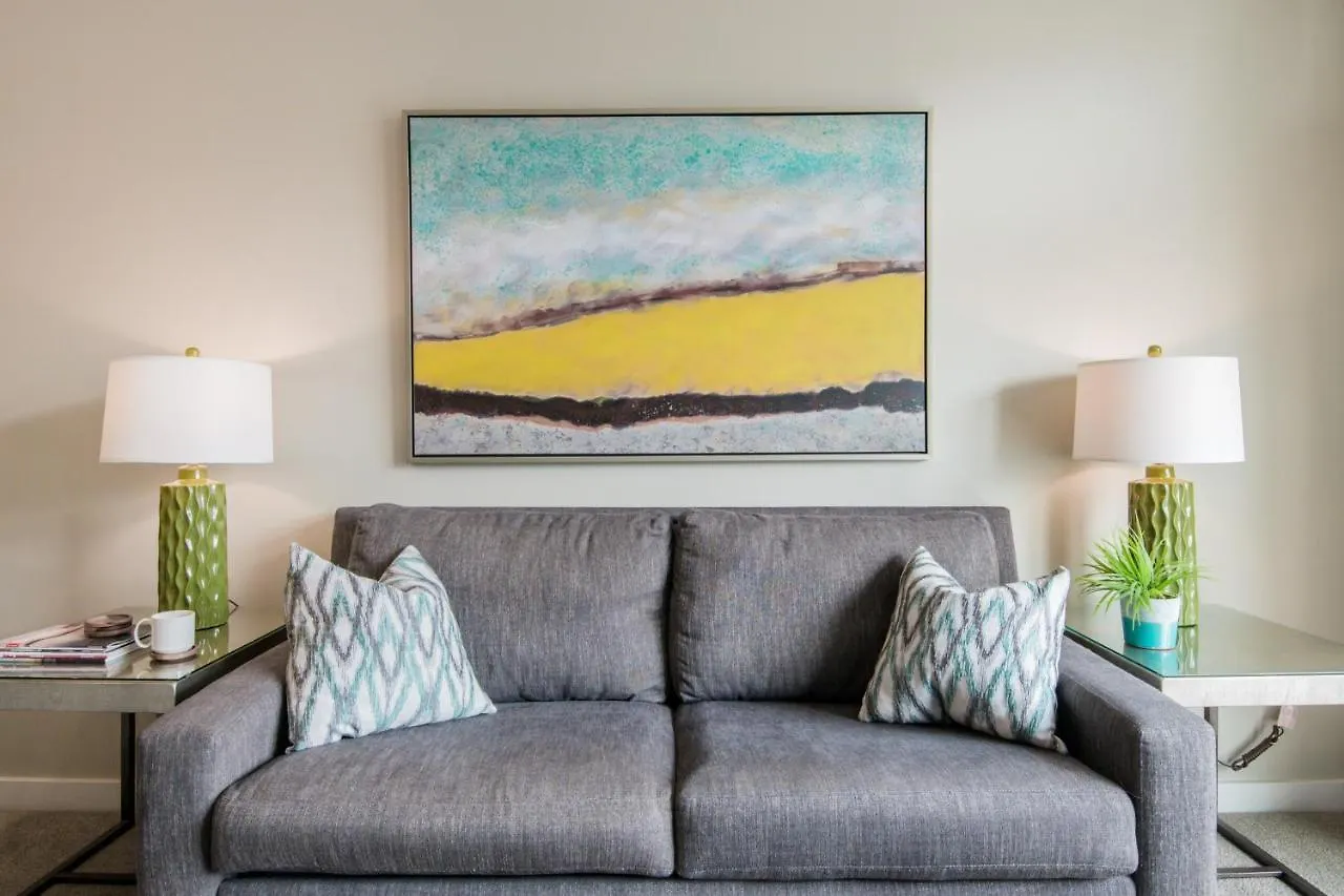 Appartamento City Water View Oasis With Pool & Gym Near Cruise In Heart Of Seattle